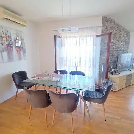 Krizman Apartment *